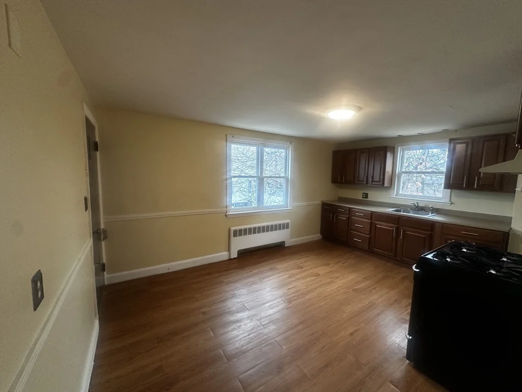 3 bed, 1 bath apartment for rent at 296 Wood Ave Unit 2, Hyde Park — photo 5 of 10