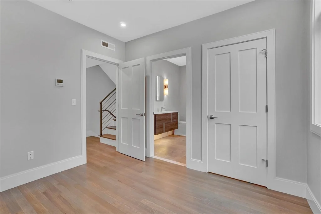 4 bed, 3 bath apartment for rent at 297 Concord Ave Unit 1, Neighborhood Nine — photo 8 of 20