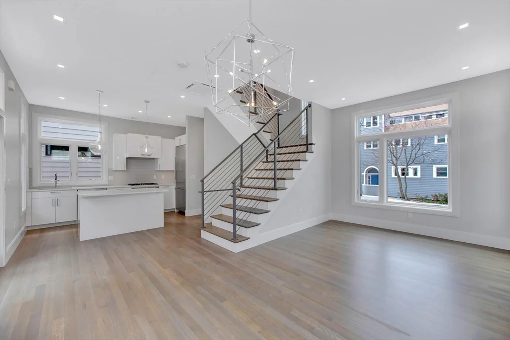 4 bed, 3 bath apartment for rent at 297 Concord Ave Unit 1, Neighborhood Nine — photo 6 of 20