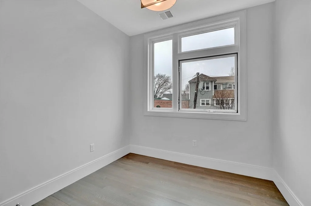 4 bed, 3 bath apartment for rent at 297 Concord Ave Unit 1, Neighborhood Nine — photo 14 of 20