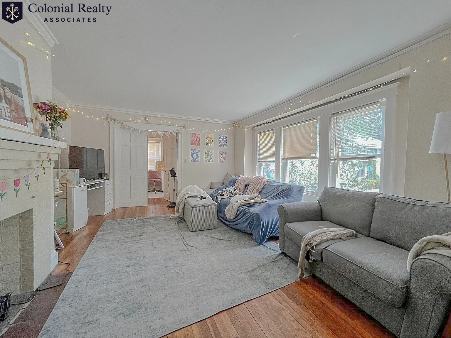 4 bed, 1 bath apartment for rent at 297 Foster St Unit 29, Brighton — photo 2 of 20