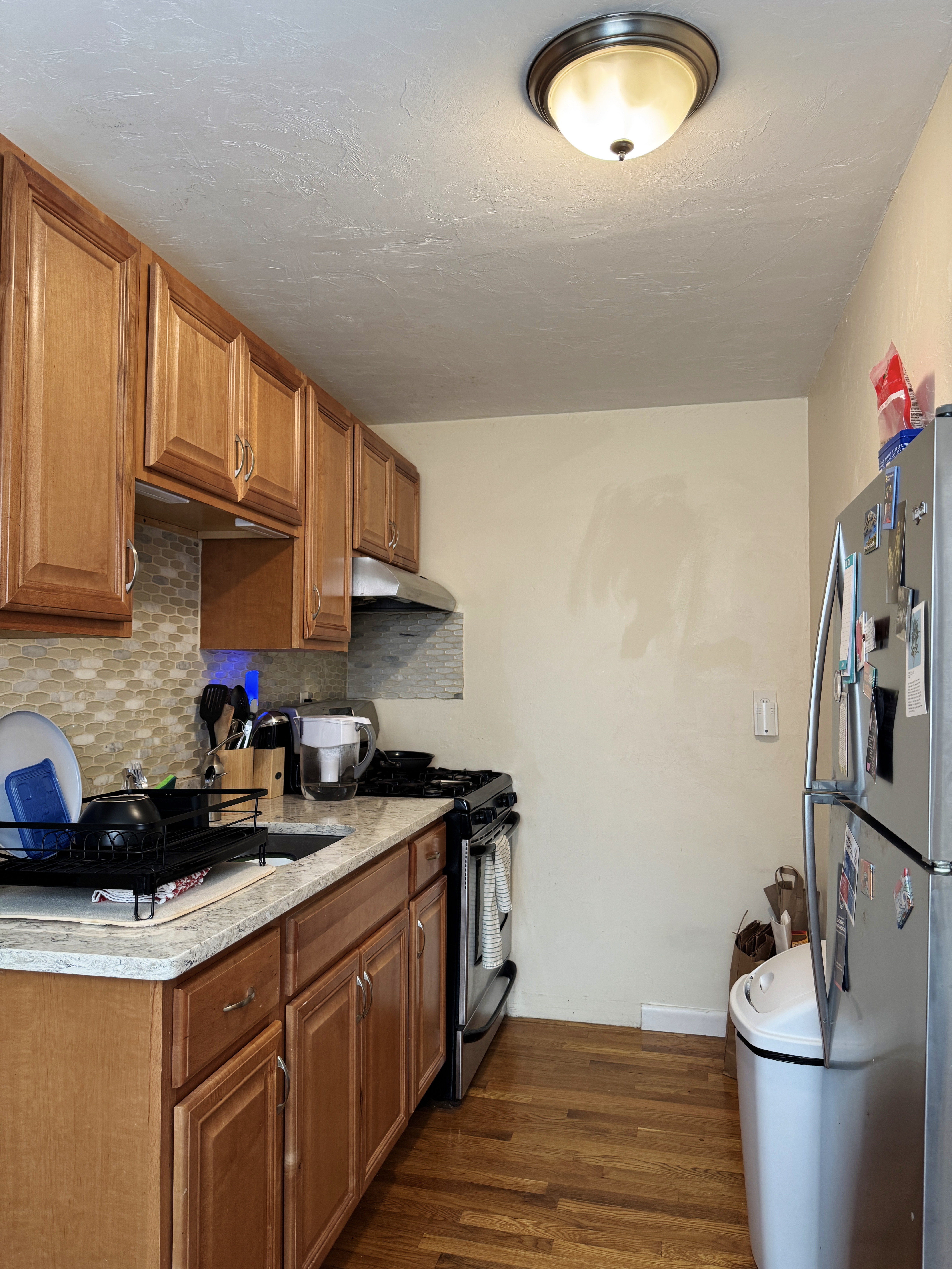 1.5 bed, 1 bath apartment for rent at 297 Meridian St Unit 2, Eagle Hill — photo 4 of 9