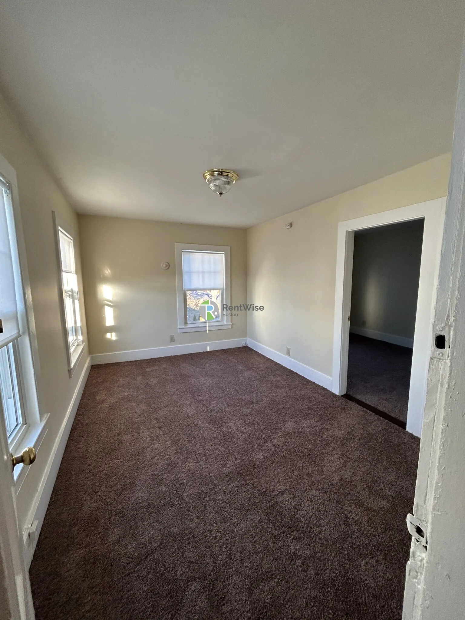 1 bed, 1 bath apartment for rent at 297 Nahant Rd Unit 10, Nahant