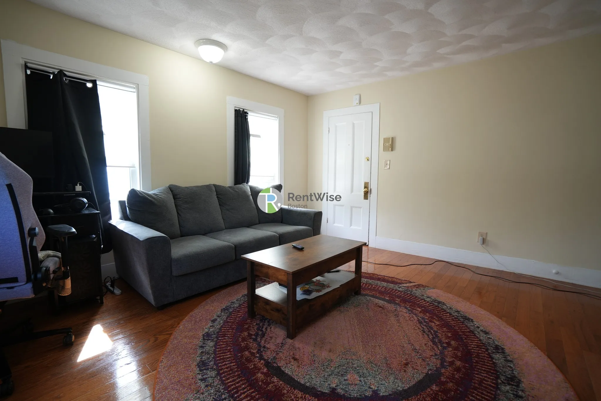 1 bed, 1 bath apartment for rent at 297 Nahant Rd Unit 9, Nahant — photo 3 of 18