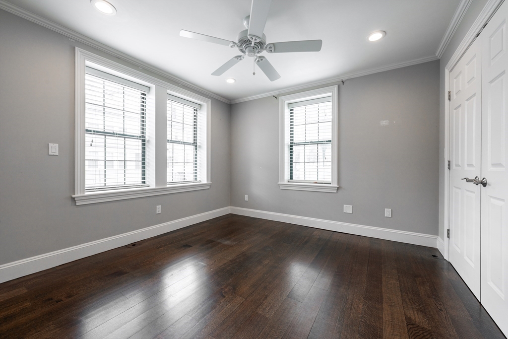 3 bed, 1 bath apartment for rent at 297 Spring Street Extension Unit 1, Medford — photo 5 of 8