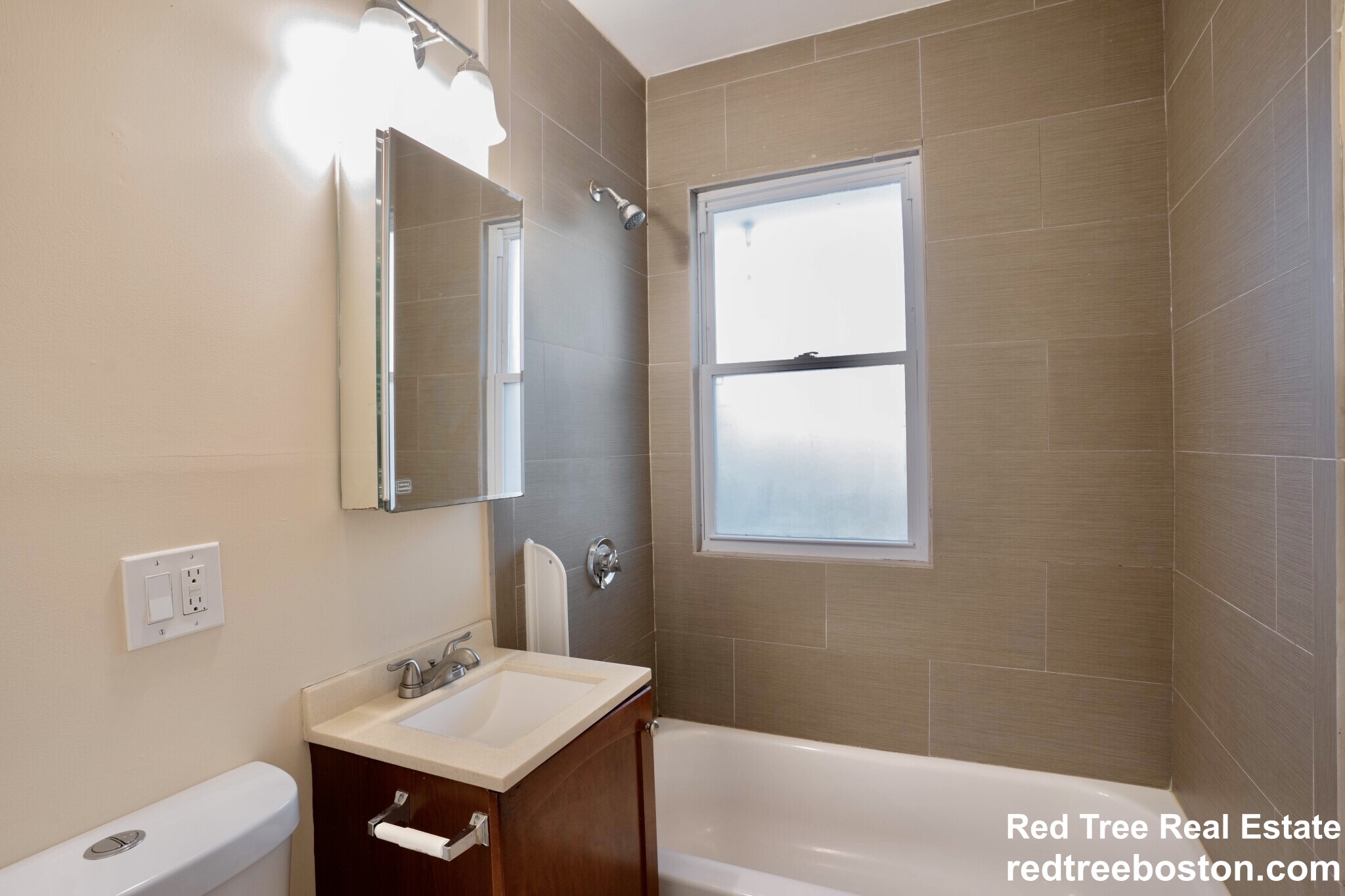 2 bed, 1 bath apartment for rent at 2971 Washington St Unit 3, Roxbury — photo 8 of 14
