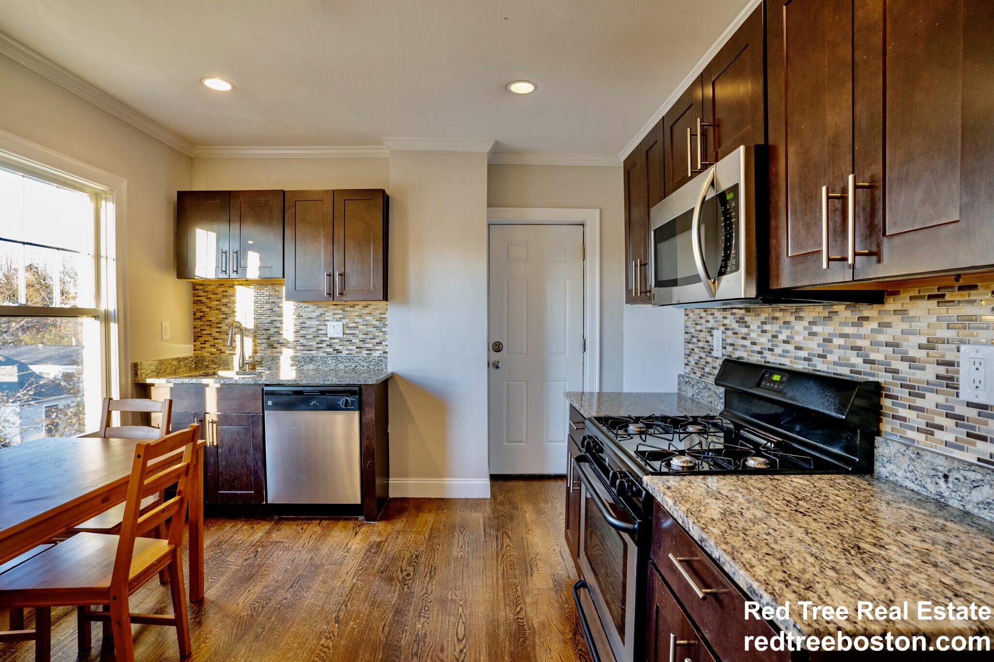 2 bed, 1 bath apartment for rent at 2971 Washington St Unit 3, Roxbury — photo 3 of 14