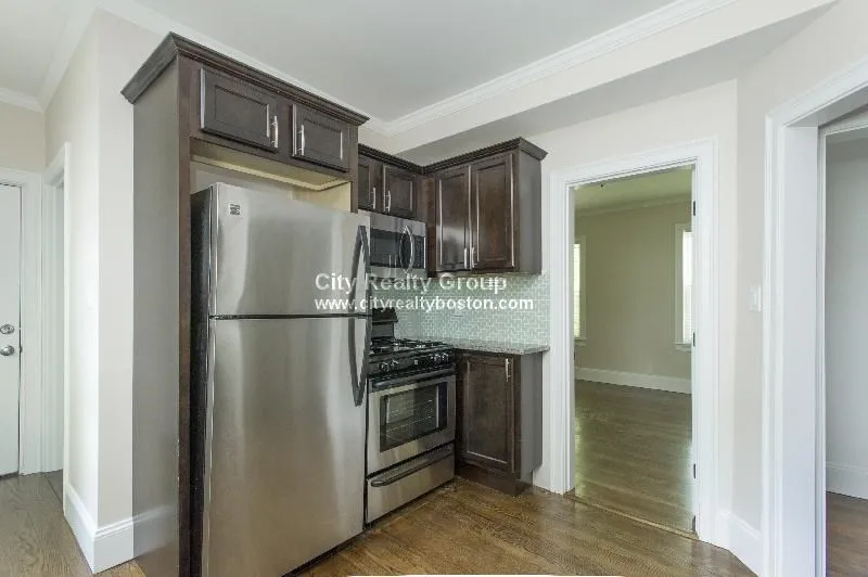2 bed, 1 bath apartment for rent at 2971 Washington St Unit A, Roxbury — photo 2 of 6