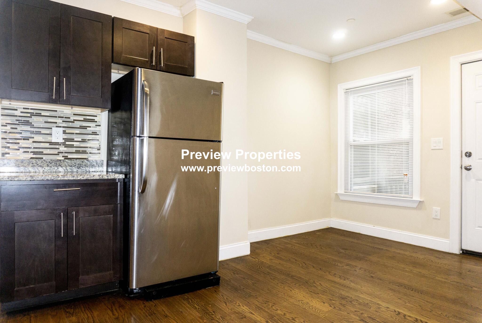 3 bed, 2 bath apartment for rent at 2975 Washington St Unit 2P, Roxbury — photo 2 of 10