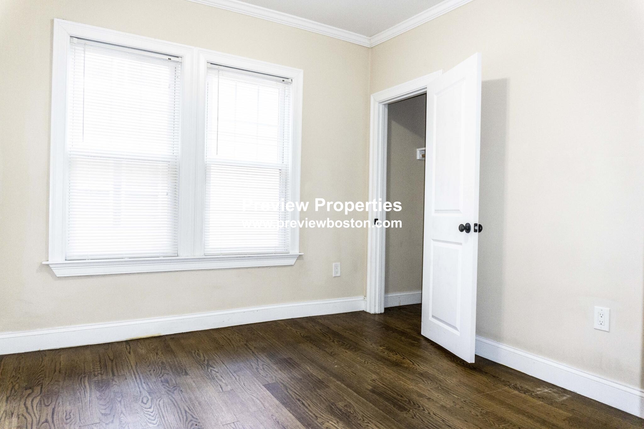 3 bed, 2 bath apartment for rent at 2975 Washington St Unit 2P, Roxbury — photo 5 of 10