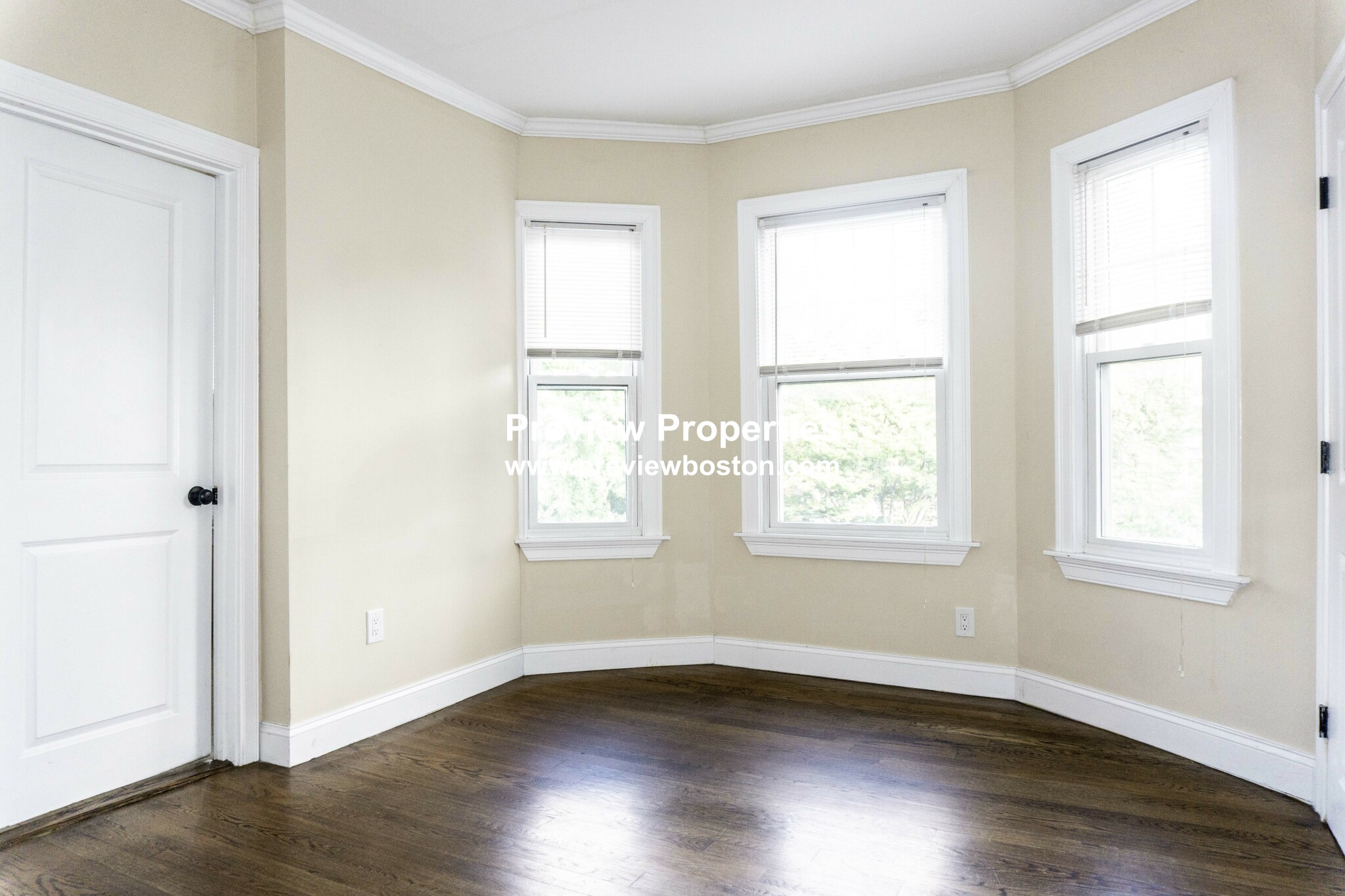 3 bed, 2 bath apartment for rent at 2975 Washington St Unit 2P, Roxbury — photo 4 of 10