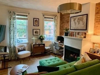 2 bed, 2 bath apartment for rent at 298-298A Bunker Hill St Unit 1, Charlestown — photo 2 of 12