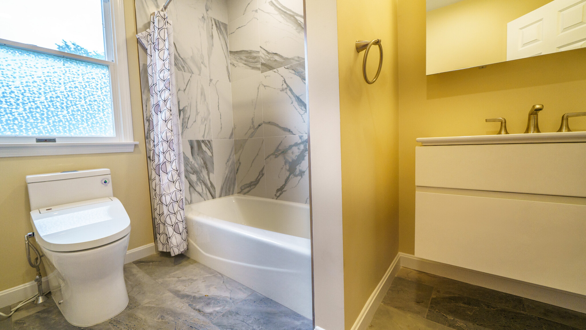 3 bed, 2.5 bath apartment for rent at 298 Adams St Unit 298, Nonantum — photo 17 of 28