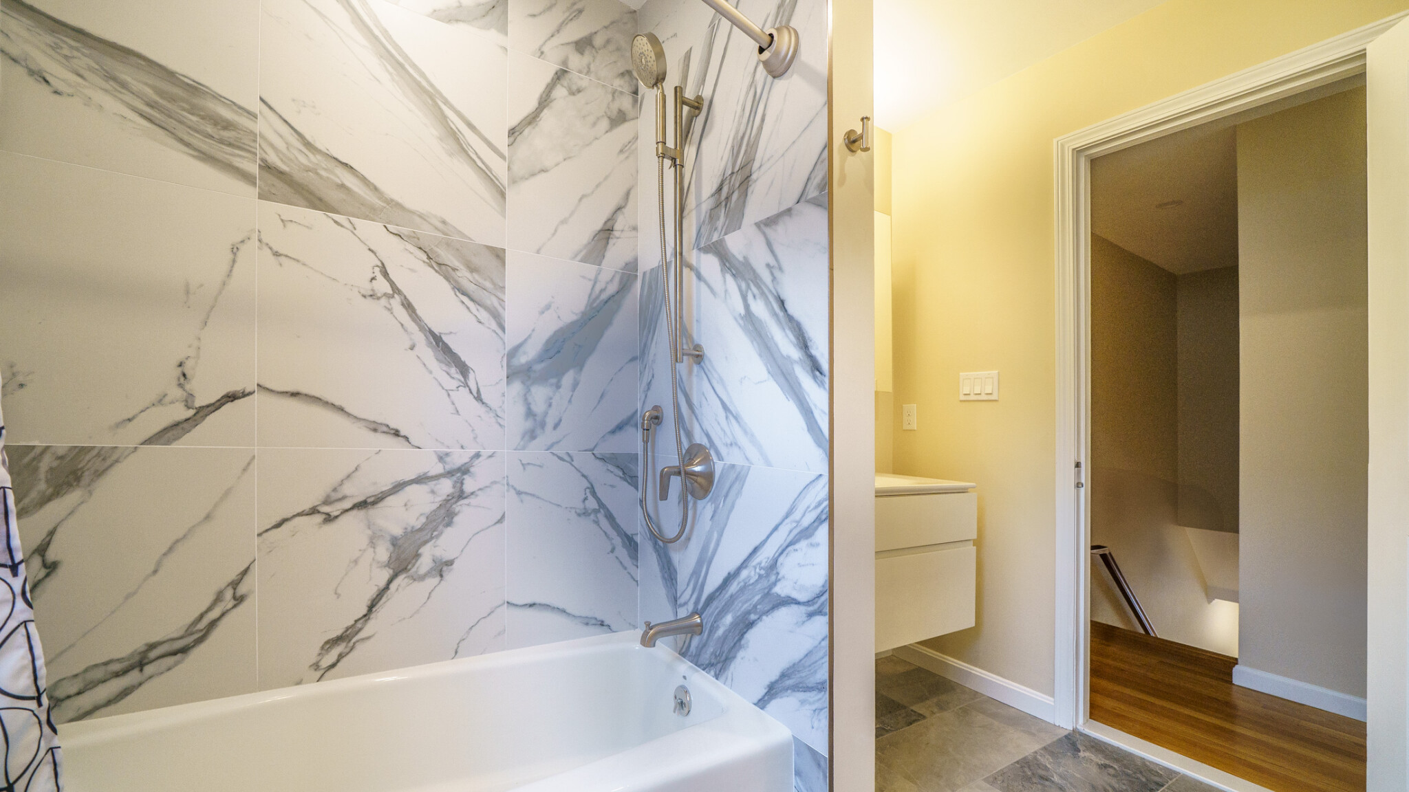 3 bed, 2.5 bath apartment for rent at 298 Adams St Unit 298, Nonantum — photo 18 of 28