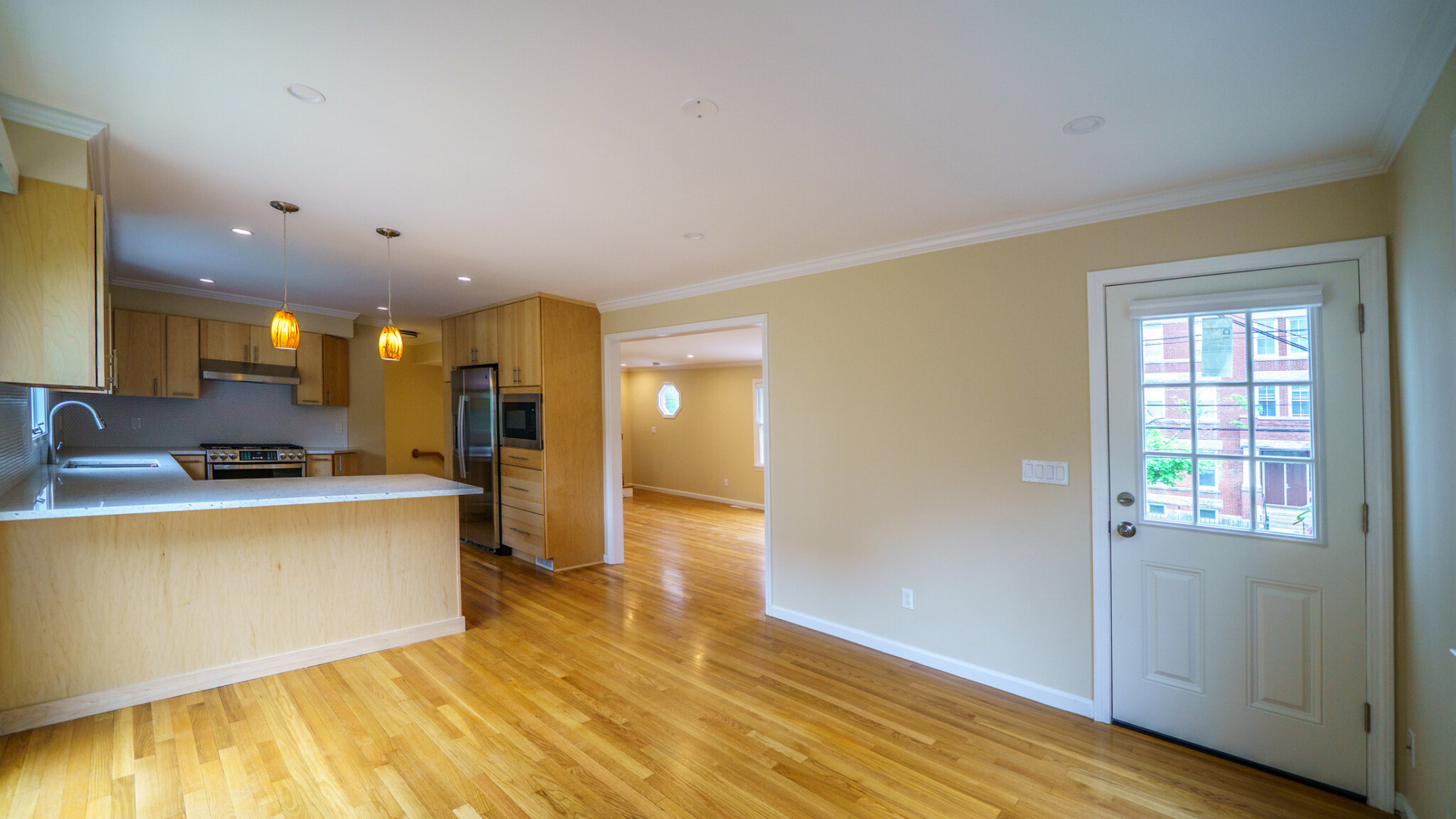 3 bed, 2.5 bath apartment for rent at 298 Adams St Unit 298, Nonantum — photo 6 of 28