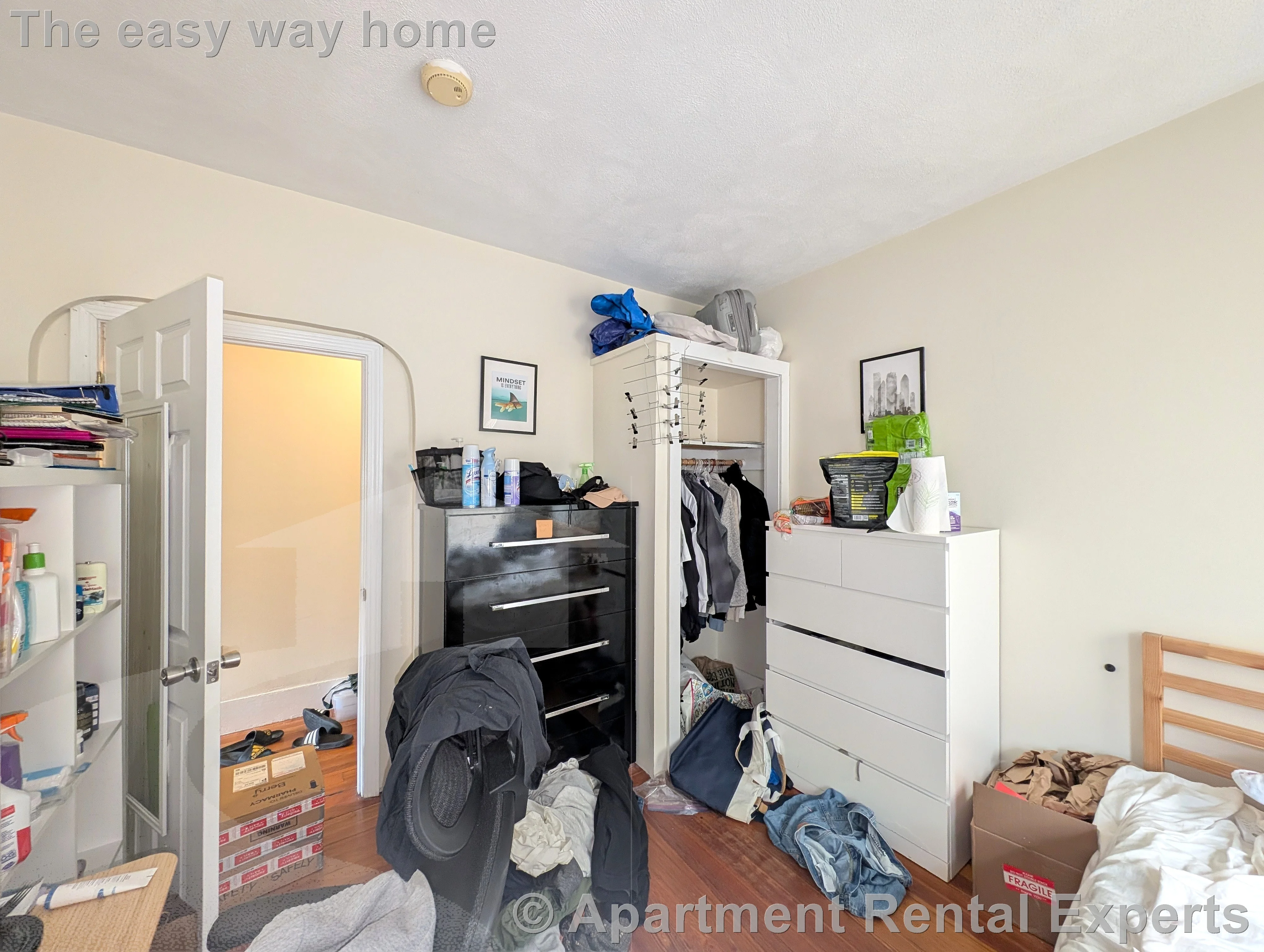 4 bed, 1 bath apartment for rent at 298 Boston Ave Unit 2, Tufts — photo 6 of 20