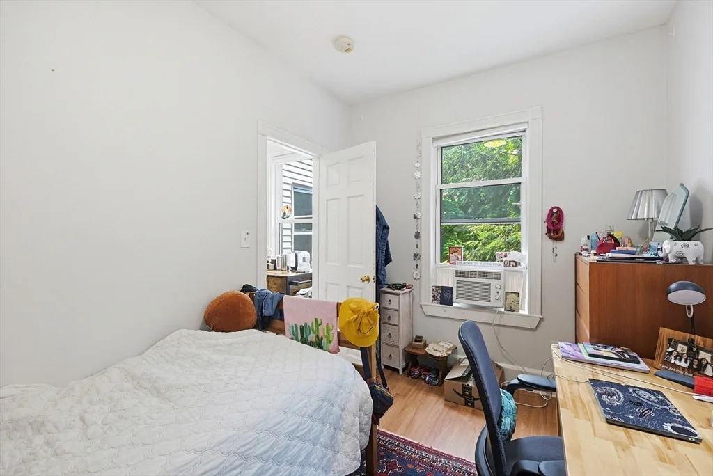 4 bed, 1 bath apartment for rent at 298 Brookline St Unit 2, Cambridgeport — photo 9 of 13