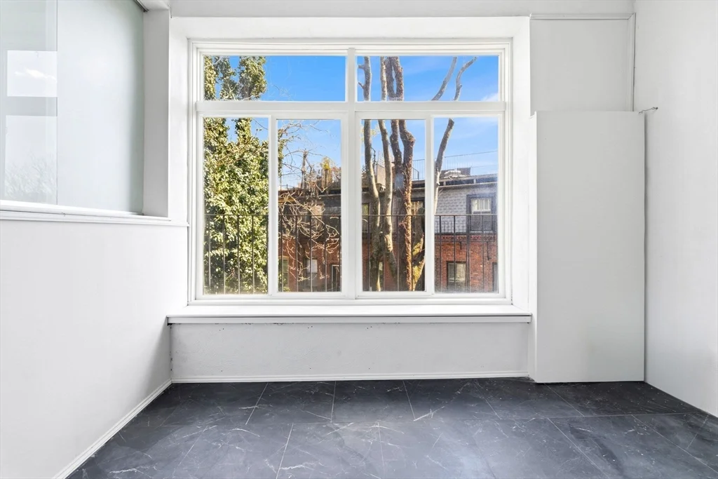 3 bed, 1 bath apartment for rent at 298 Columbus Ave Unit 4, Back Bay — photo 15 of 26