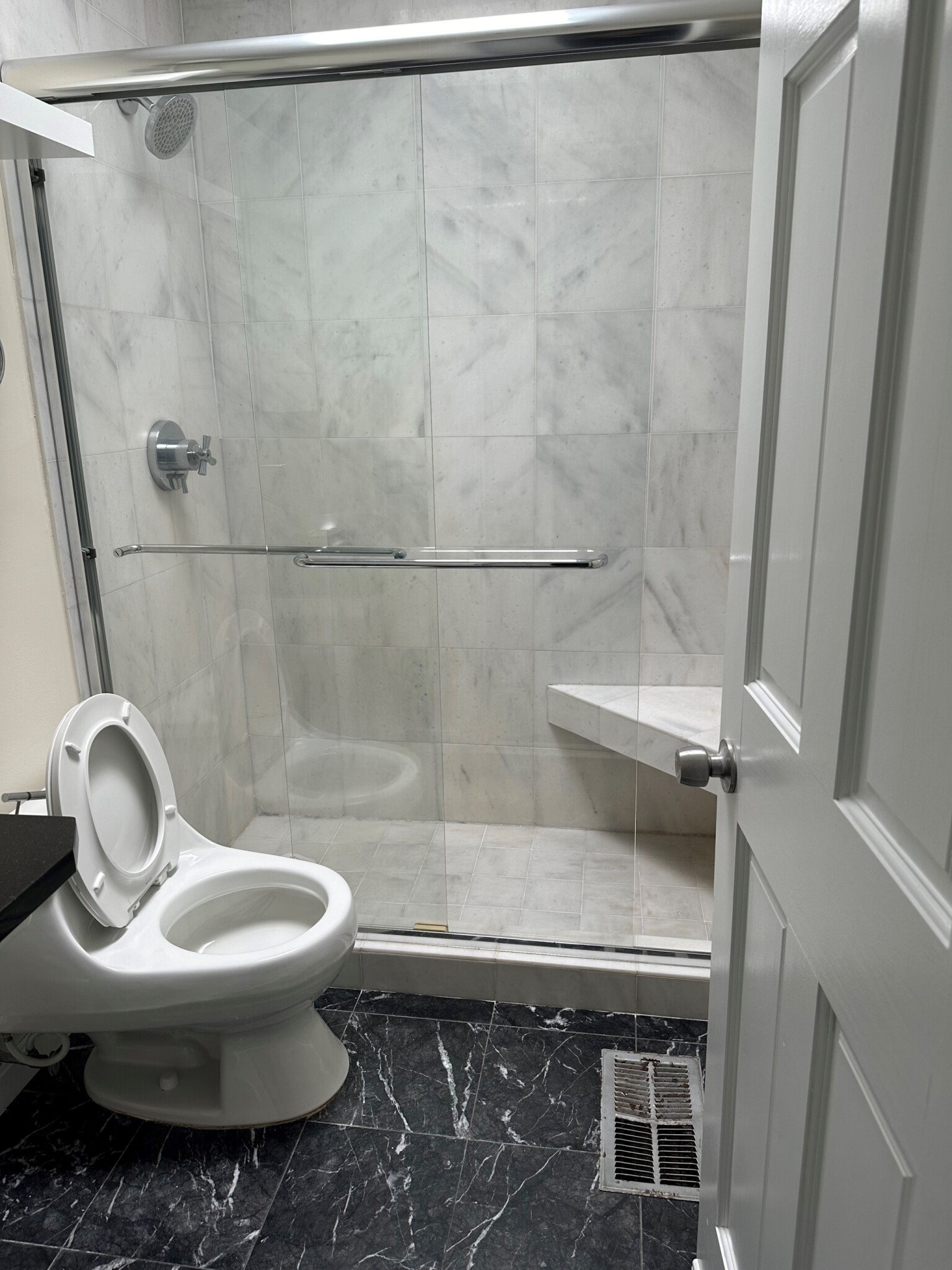 3 bed, 2 bath apartment for rent at 298 Commonwealth Ave Unit Ph/302, Back Bay — photo 12 of 15