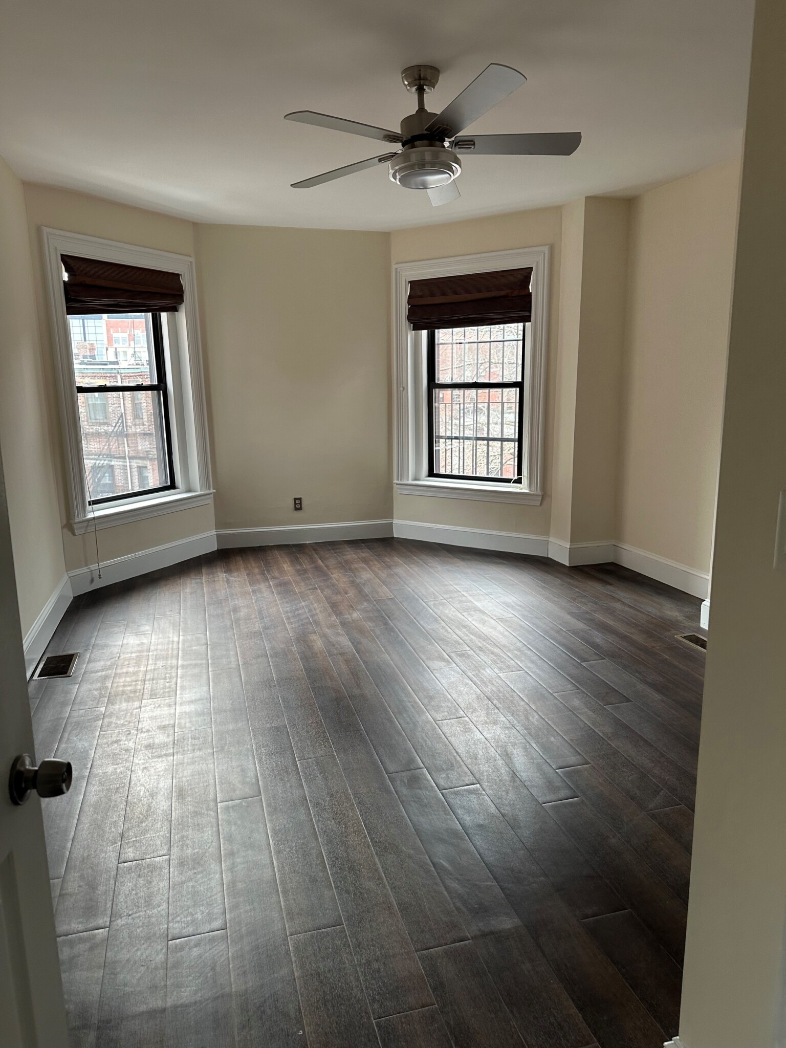 3 bed, 2 bath apartment for rent at 298 Commonwealth Ave Unit Ph/302, Back Bay — photo 10 of 15
