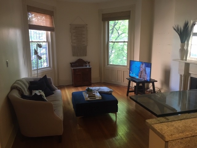 3 bed, 2 bath apartment for rent at 298 Commonwealth Ave Unit Ph/302, Back Bay — photo 7 of 15