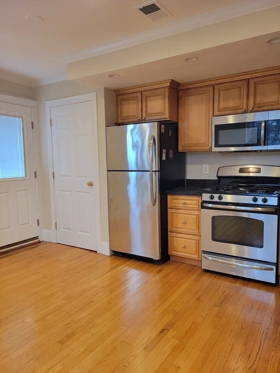 2 bed, 2 bath apartment for rent at 298 K St Unit 3, South Boston — photo 3 of 11