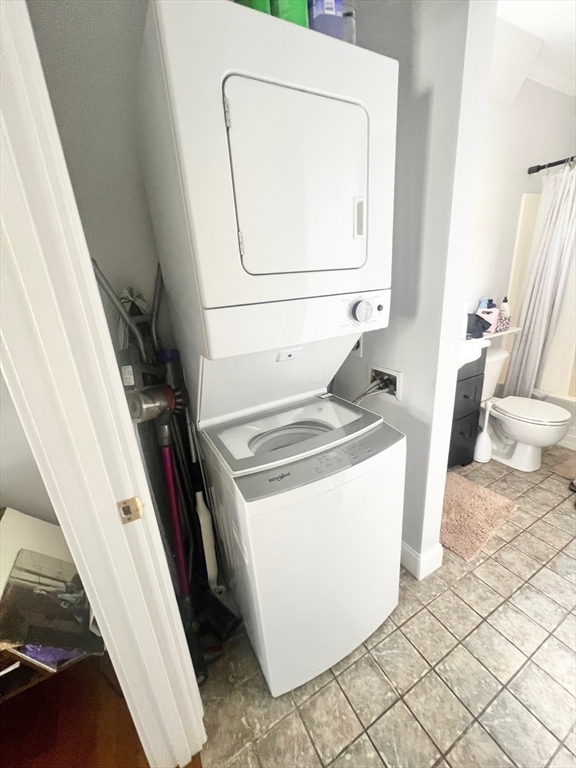 2 bed, 1 bath apartment for rent at 298 Lamartine St Unit 2, Jamaica Plain — photo 8 of 9