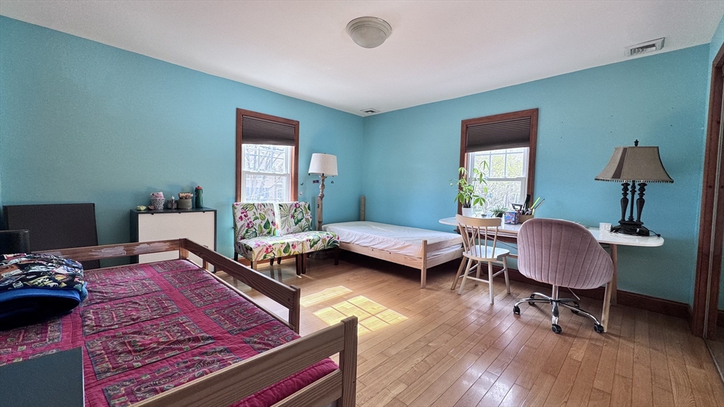 4 bed, 3 bath apartment for rent at 298 Langley Rd, Newton — photo 9 of 22