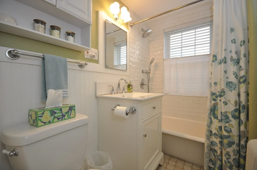 1 bed, 1 bath apartment for rent at 298 Main St Unit 12, Wakefield — photo 22 of 23