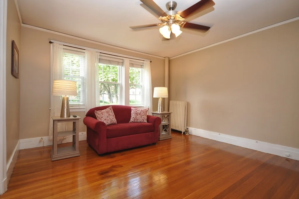 1 bed, 1 bath apartment for rent at 298 Main St Unit 12, Wakefield — photo 3 of 23