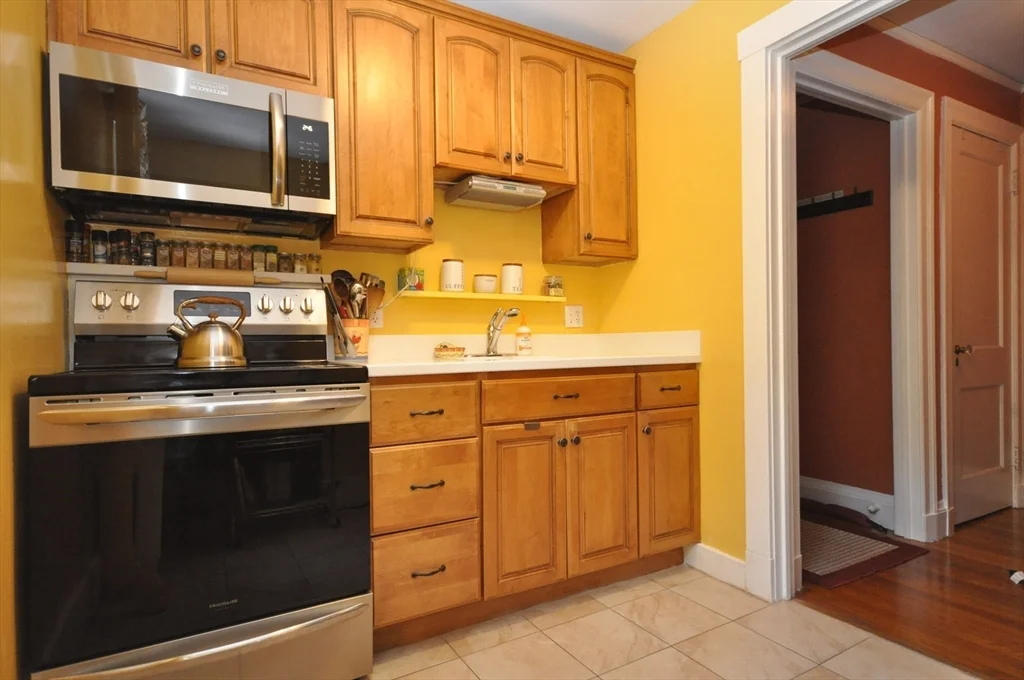 1 bed, 1 bath apartment for rent at 298 Main St Unit 12, Wakefield — photo 19 of 23