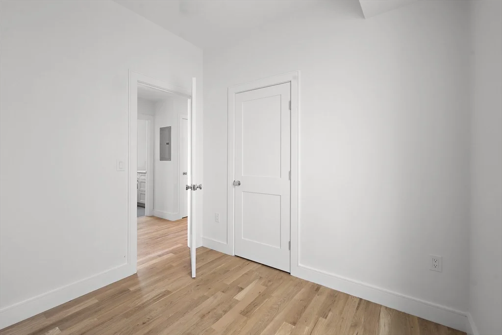 3 bed, 2 bath apartment for rent at 298 Maverick St Unit 3, East Boston — photo 21 of 29