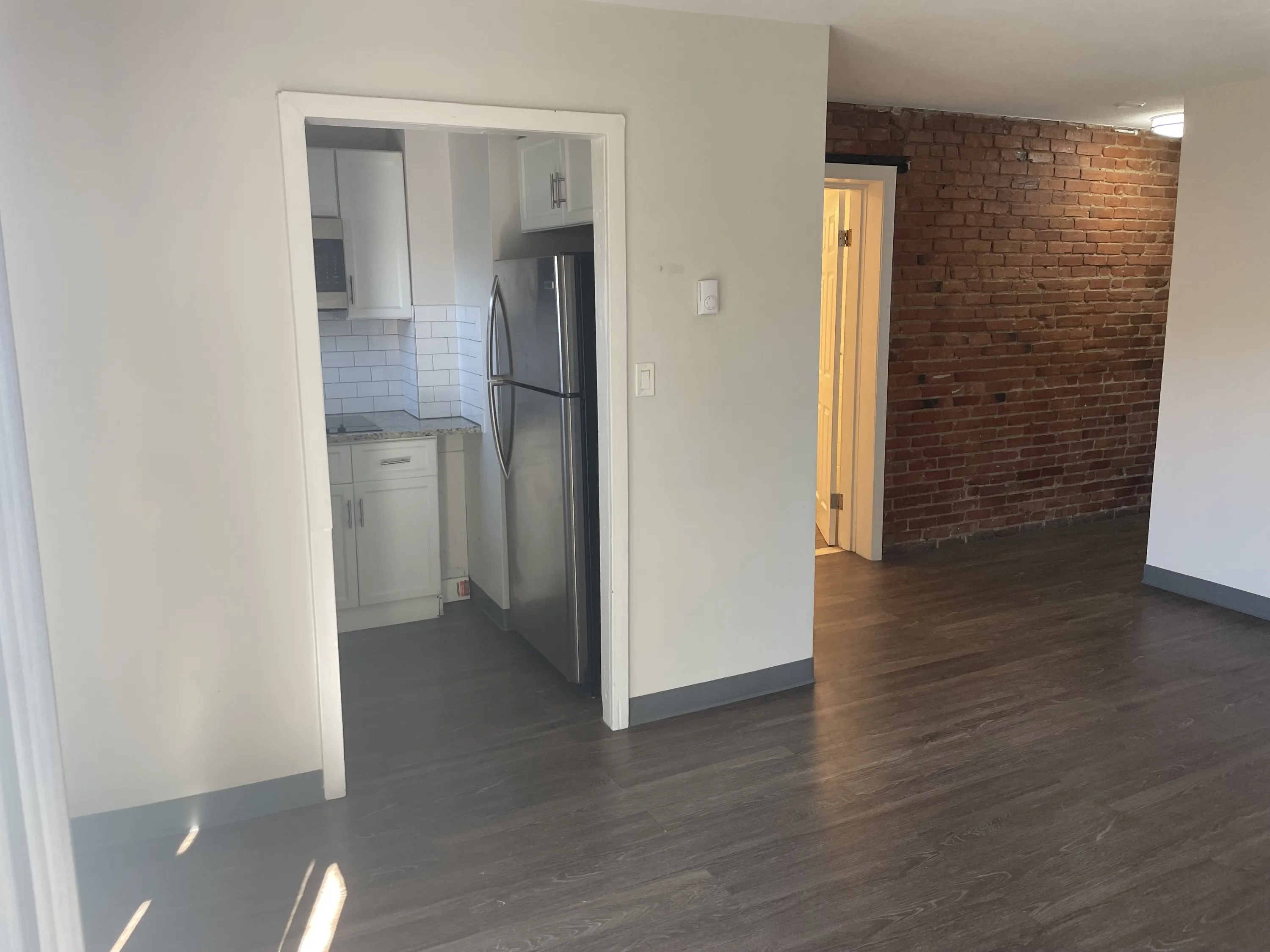 1 bed, 1 bath apartment for rent at 298 Meridian St Unit 2, Central Square — photo 4 of 7