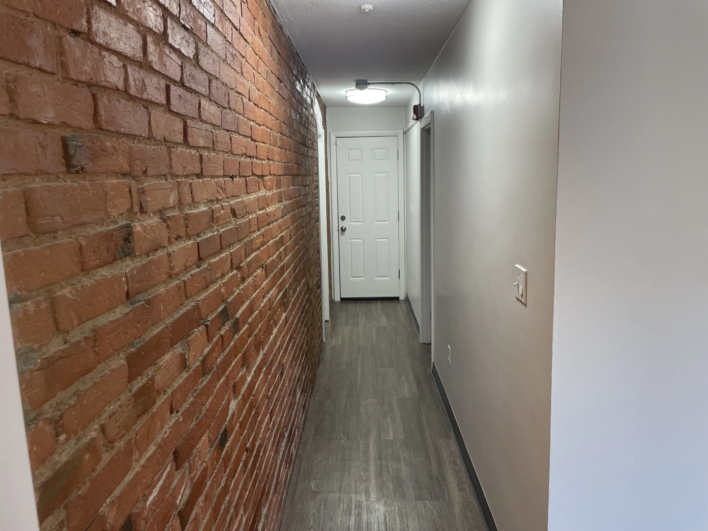 1 bed, 1 bath apartment for rent at 298 Meridian St Unit 2, Central Square — photo 5 of 7