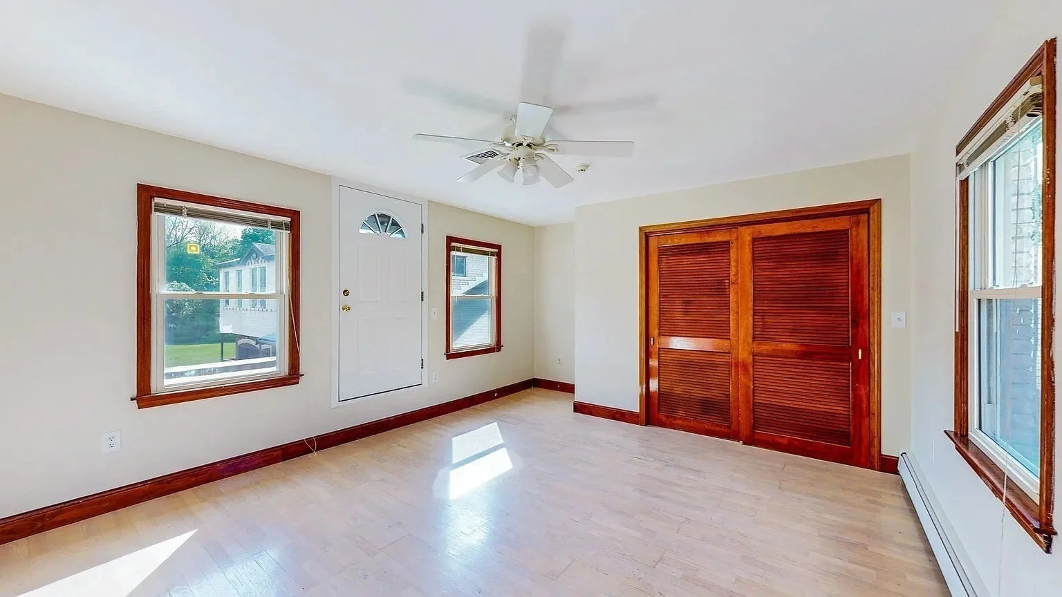 3 bed, 2 bath apartment for rent at 298 River St Unit 1, Auburndale — photo 8 of 12