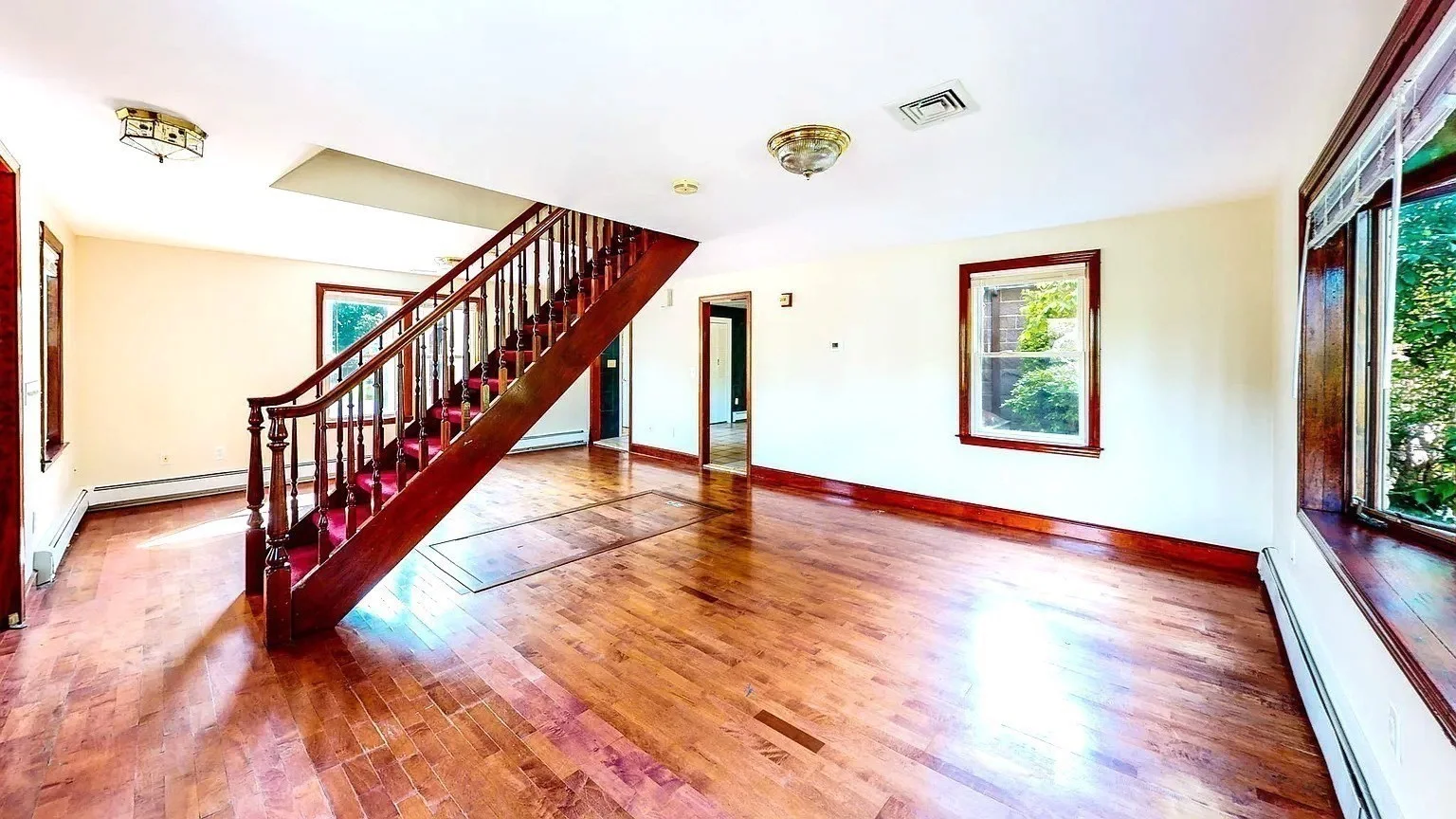 3 bed, 2 bath apartment for rent at 298 River St Unit 1, Auburndale — photo 4 of 12