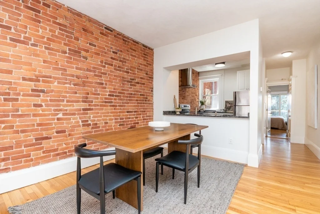 2 bed, 2 bath apartment for rent at 298A Bunker Hill St Unit 1, Charlestown — photo 7 of 24