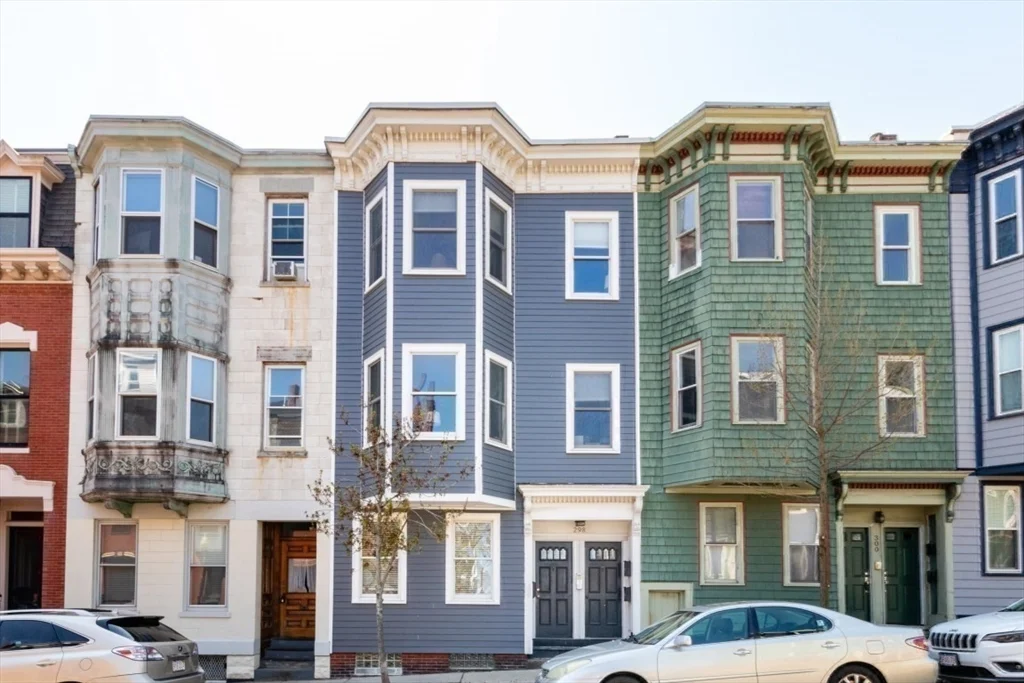 2 bed, 2 bath apartment for rent at 298A Bunker Hill St Unit 1, Charlestown — photo 22 of 24