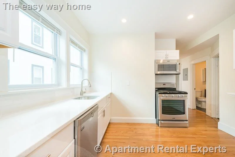 4 bed, 2 bath apartment for rent at 299-301 Alewife Brook Pkwy Unit 2, Tufts