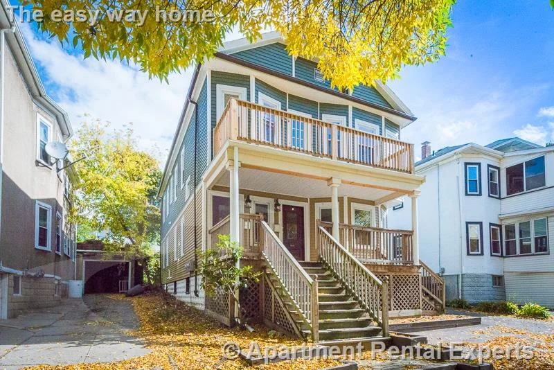 4 bed, 2 bath apartment for rent at 299-301 Alewife Brook Pkwy Unit 2, Tufts — photo 19 of 22