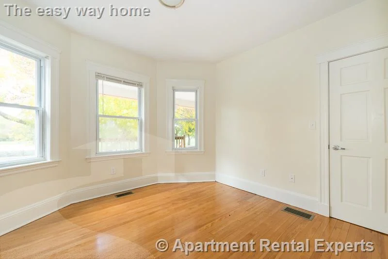 4 bed, 2 bath apartment for rent at 299-301 Alewife Brook Pkwy Unit 2, Tufts — photo 15 of 22