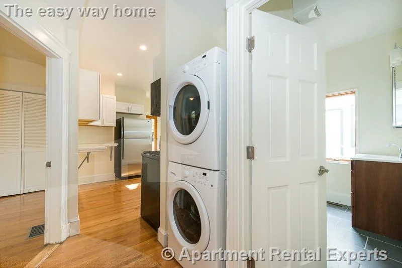 4 bed, 2 bath apartment for rent at 299-301 Alewife Brook Pkwy Unit 2, Tufts — photo 10 of 22