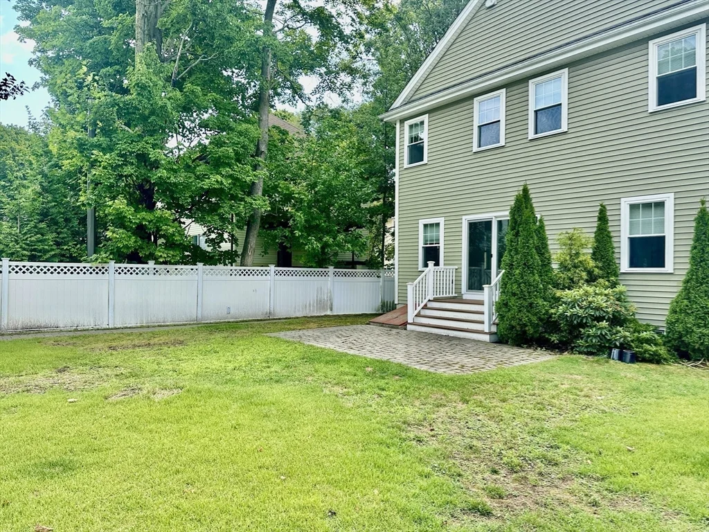 3 bed, 2 bath apartment for rent at 299 Cabot St Unit 299, Newtonville — photo 17 of 19