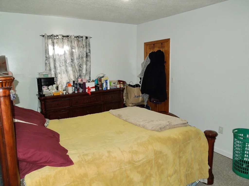 2 bed, 1 bath apartment for rent at 299 Court St Unit 2, Plymouth — photo 6 of 7