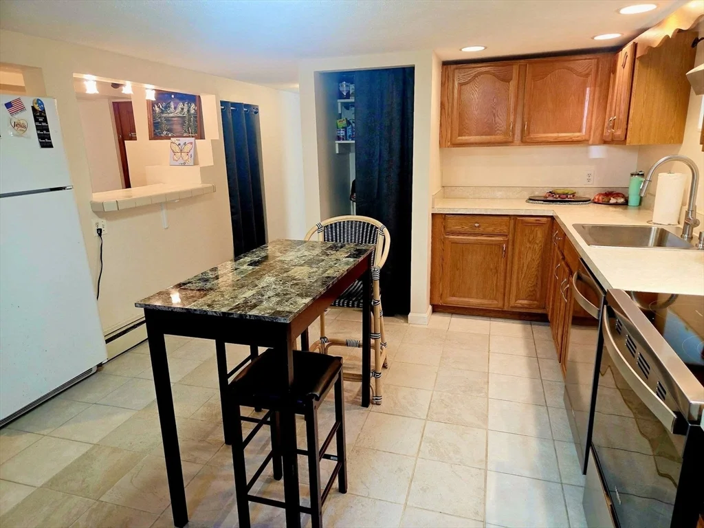 2 bed, 1 bath apartment for rent at 299 Crescent Ave Unit 1, Beachmont — photo 2 of 19