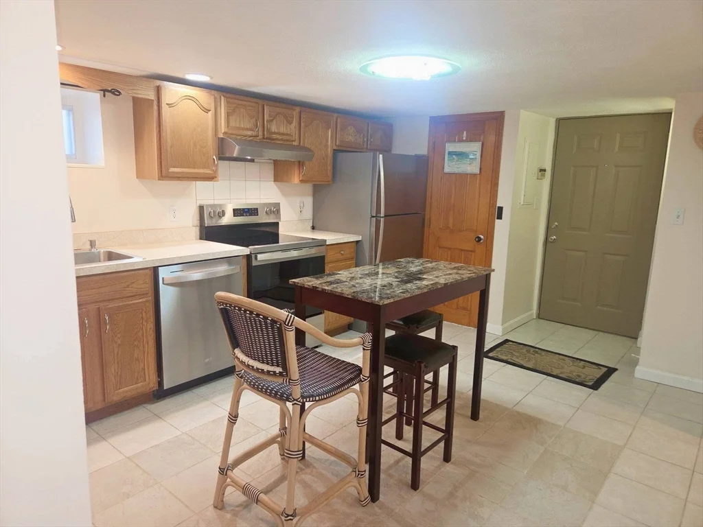 2 bed, 1 bath apartment for rent at 299 Crescent Ave Unit 1, Beachmont — photo 3 of 19