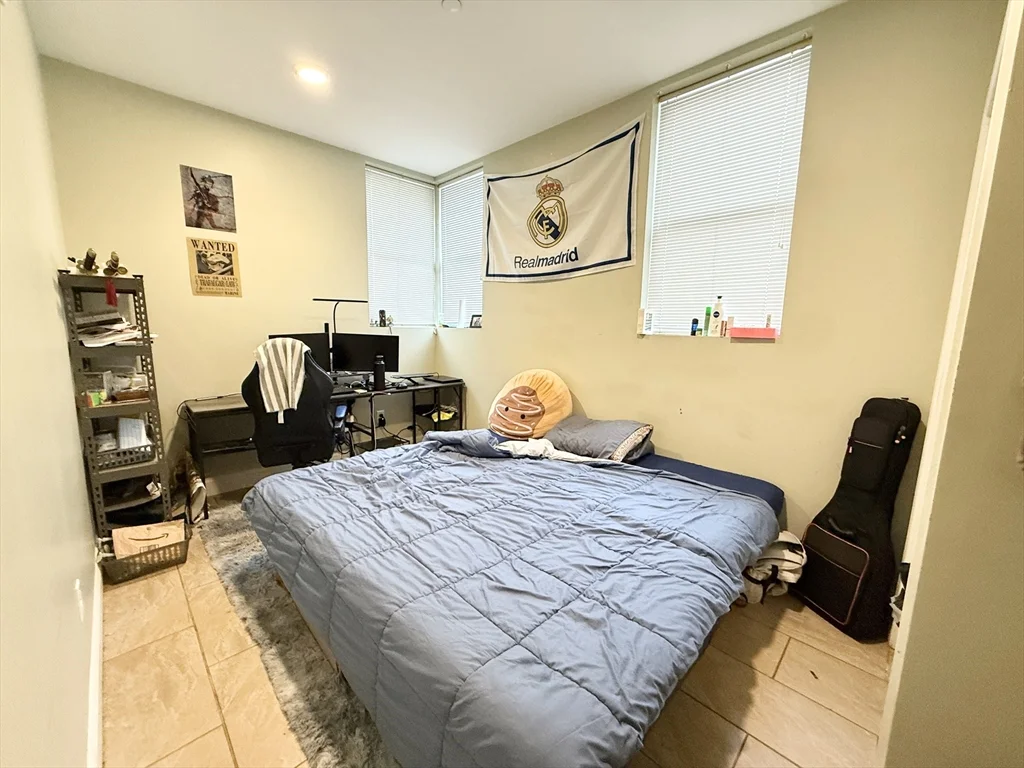 3 bed, 2 bath apartment for rent at 299 Dudley St Unit 1, Roxbury — photo 4 of 10