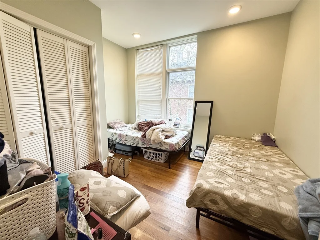 3 bed, 2 bath apartment for rent at 299 Dudley St Unit 3, Roxbury — photo 6 of 11