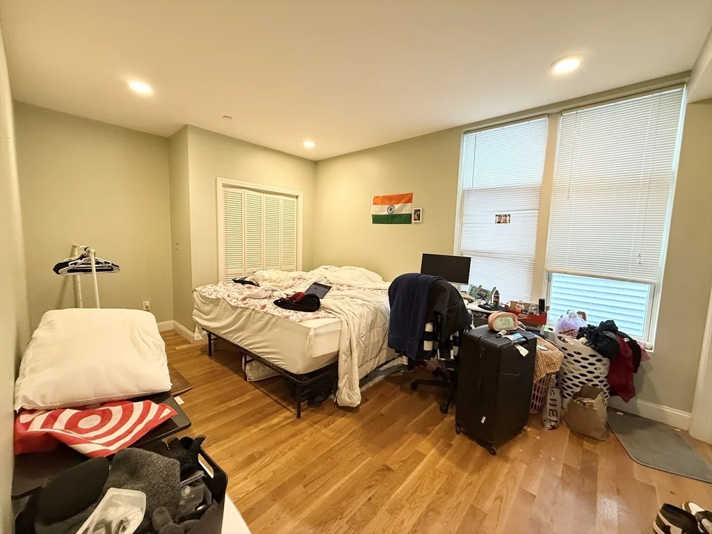 3 bed, 2 bath apartment for rent at 299 Dudley St Unit 3, Roxbury — photo 7 of 11