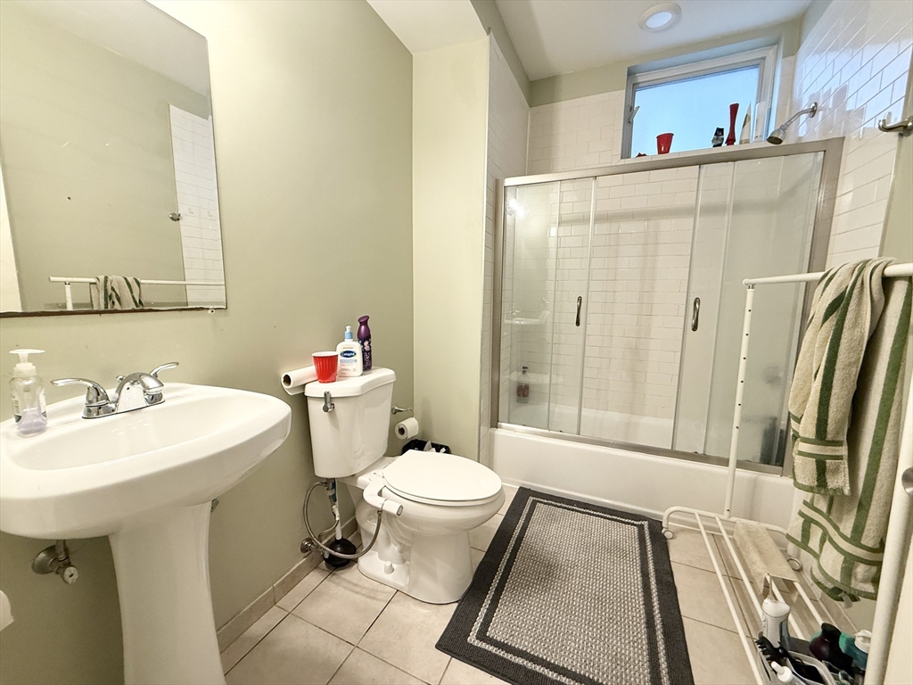 3 bed, 2 bath apartment for rent at 299 Dudley Unit 4, Roxbury — photo 6 of 6